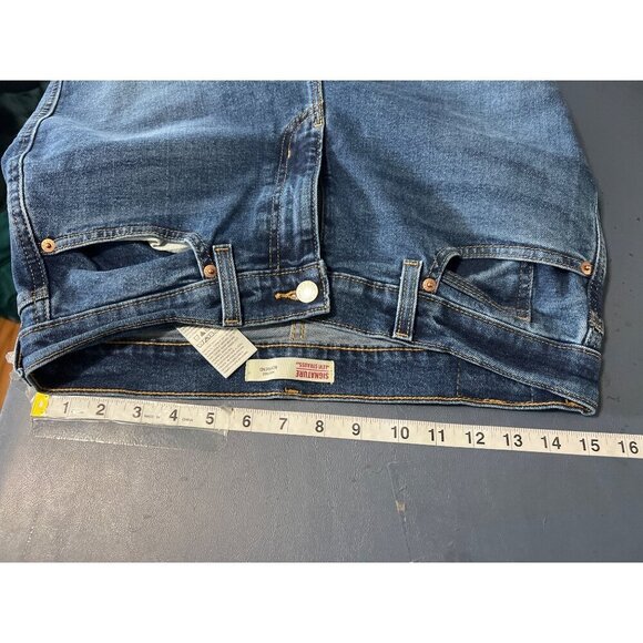 Signature By Levi Strauss Womens Heritage Boyfriend Jeans W28 Mid-Rise Medium Wa - Picture 2 of 13